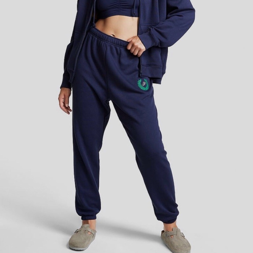 NWT PINK VS Ivy Fleece High Waisted Sweatpants